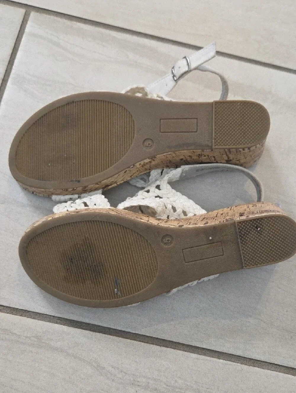 Girl's White Soft Woven Cork Wedge Sandals with Slingback Strap Size 5 2in EUC